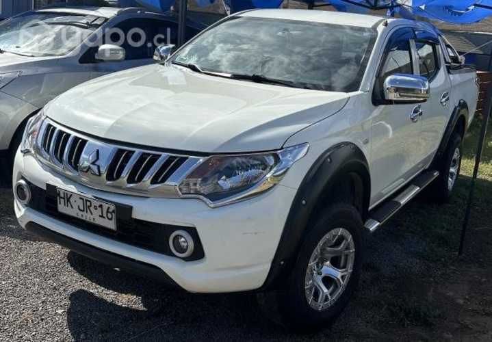 Mitsubishi l200 2016
