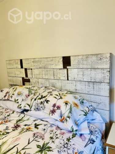 Respaldo cama King, blanco decapado, poco uso