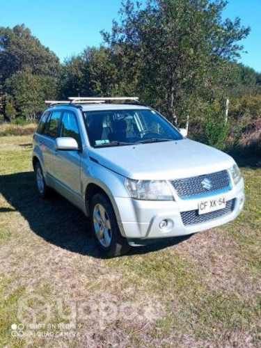 SUZUKI GRAND NOMADE 4x4 2010