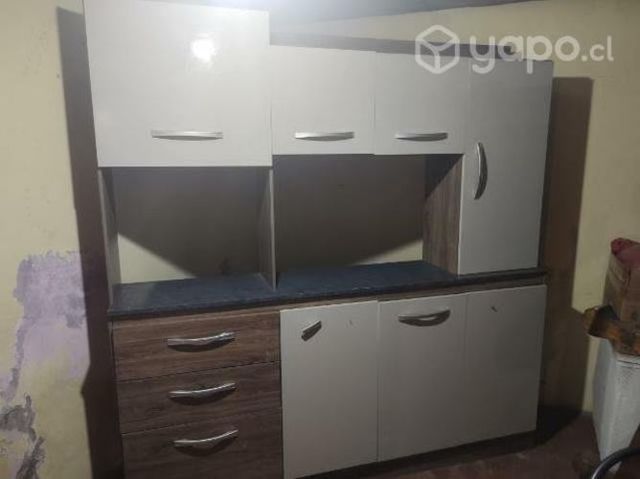 Mueble de cosina usado