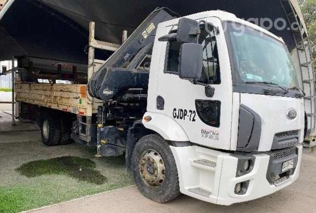 Camion Ford Cargo 1723 Pluma HIAB
