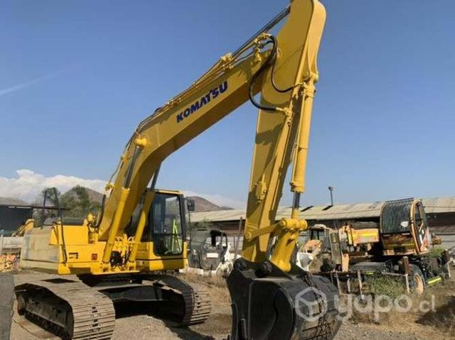 Excavadora PC200-8 año 2008 impecable estado
