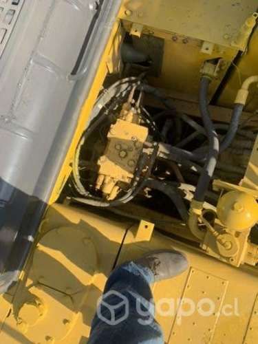 Excavadora PC200-8 año 2008 impecable estado