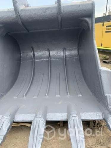 Balde excavadora 40 a 50 Ton impecable