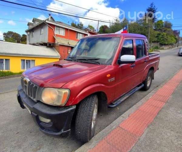 Mahindra pick up 2012