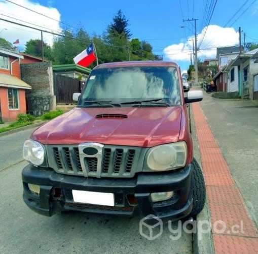 Mahindra pick up 2012