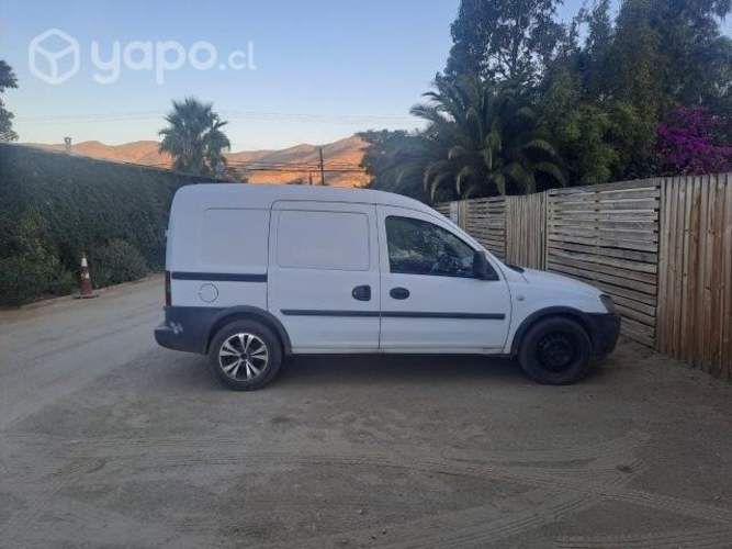 Camioneta 1.3 petrolera combo van