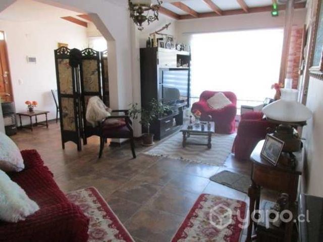 Quilpué; Hermosa Casa 6D/4B/E; 148/306mt2;