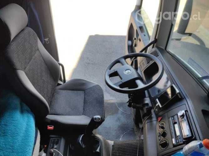 Volkswagen constellation 17330 impecable