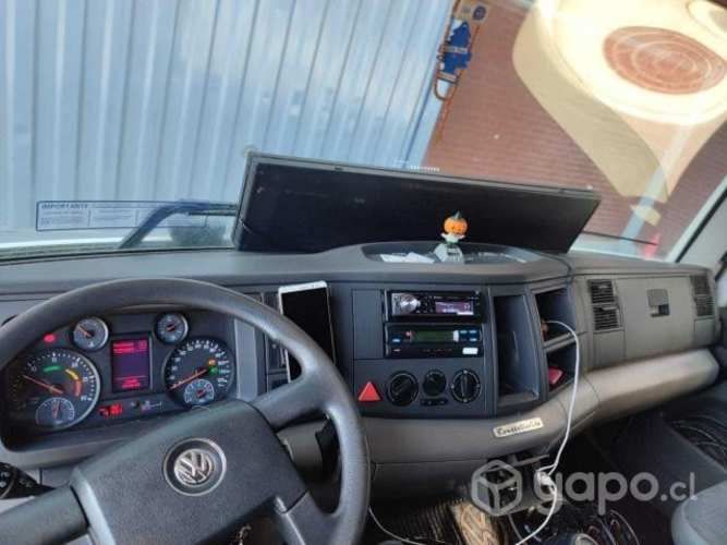 Volkswagen constellation 17330 impecable