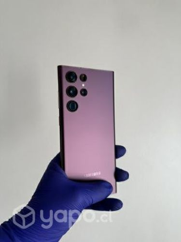 Samsung Galaxy S22 Ultra Burdeo usado sin caja