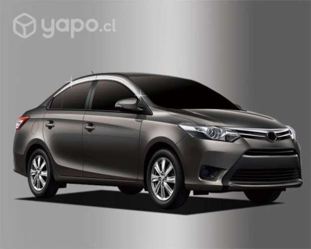 Bota aguas yaris 2015-2018 cromadas