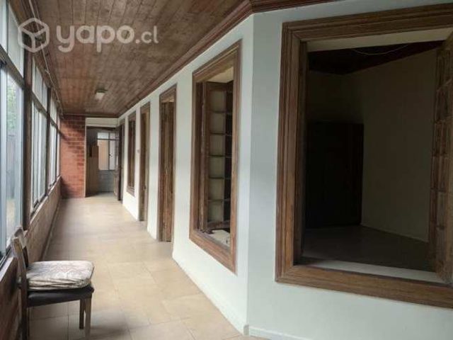 Arriendo gran casa a empresa e institución