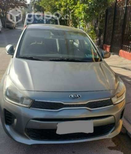 Se vende Kia rio 4