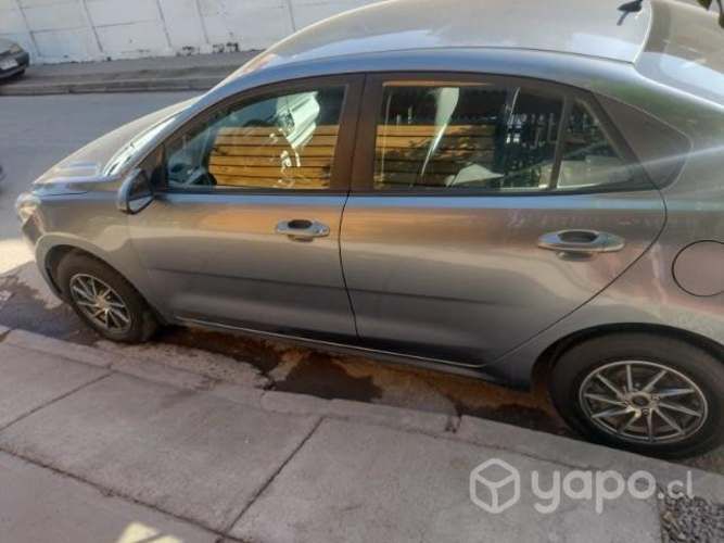Se vende Kia rio 4