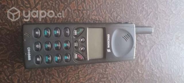 Antiguo Celular Ericsson