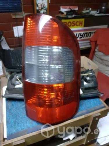 Foco trasero derecho Chevrolet S-10 impecable