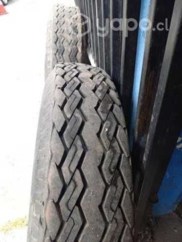 2 llantas con neumáticos para camión 9.00 -20