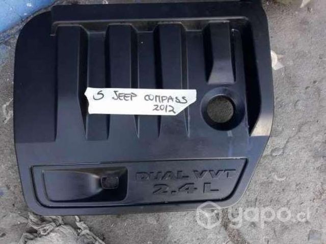 Cubre motor para jeep Compass esta impecable