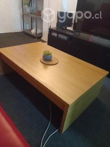 Mesa de centro y mueble