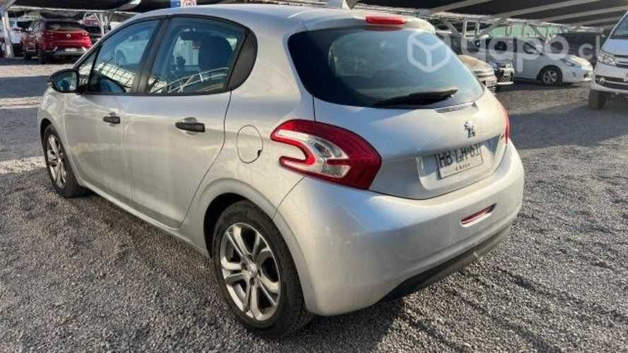 Peugeot 208 2015