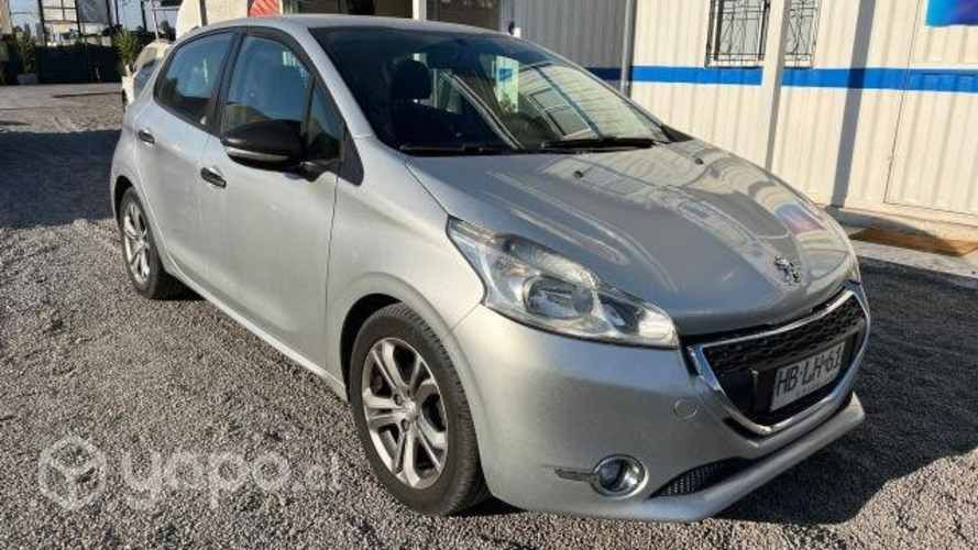 Peugeot 208 2015
