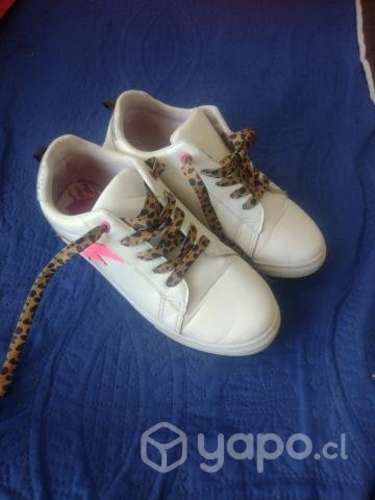 Zapatillas lindo diseño N°39 - 38