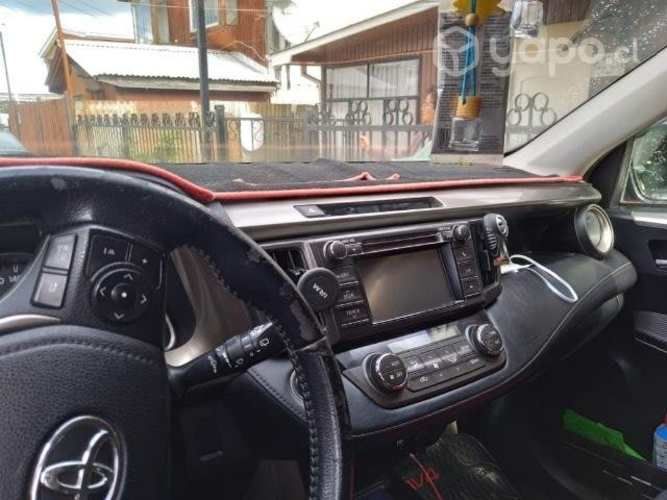 Toyota RAV4 automática en perfecto estado