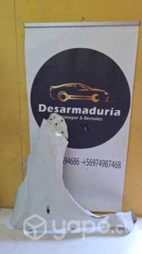 Tapabarro Yaris 2018 a 2024 Rh blanco 2.1