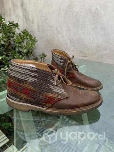 Zapatos clarks + woolrich wallabes