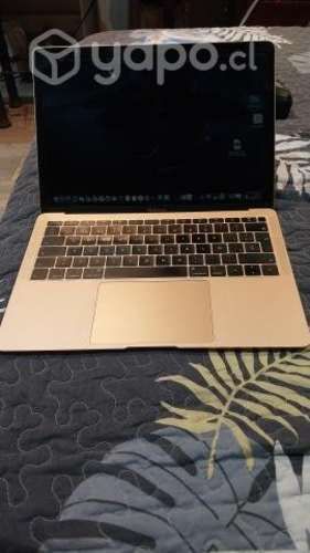 Macbook air core i5 13,3 2022 como nuevo