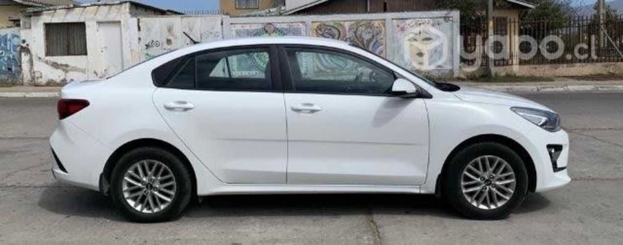 Se Vende Kia Rio 4 año 2021