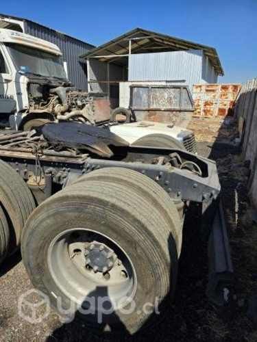 Vendo camion mack