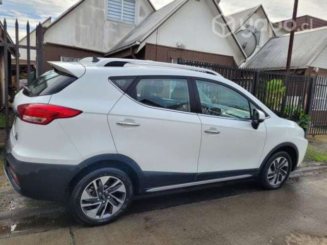 Vendo auto JAC-JS3 2022