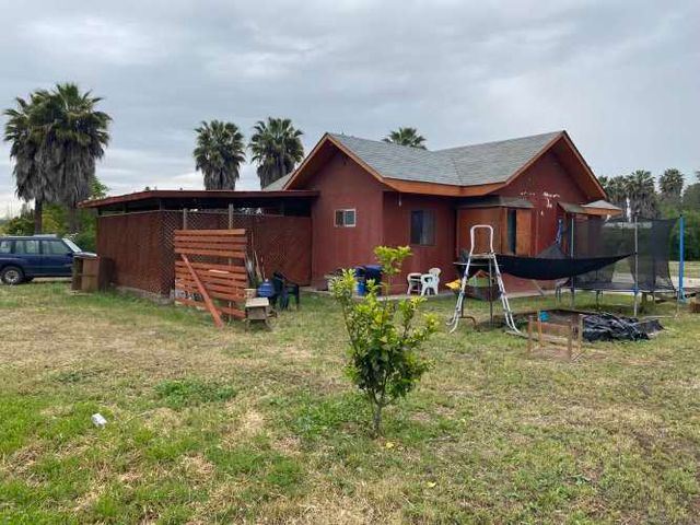 VENDE parcela en cond. casa 137/5.000 mt2, Linderos