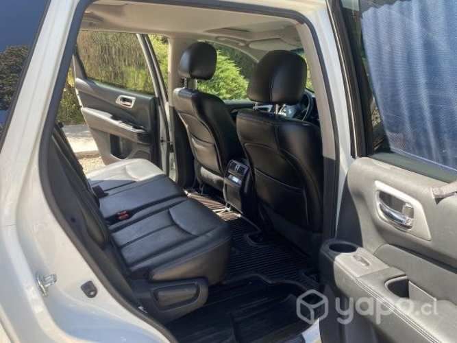 Vendo Nissan Pathfinder 2014