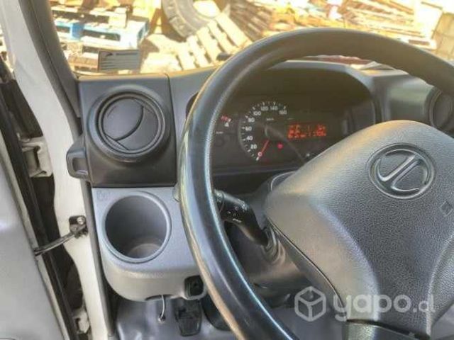 Hino XZU 300 año 2017