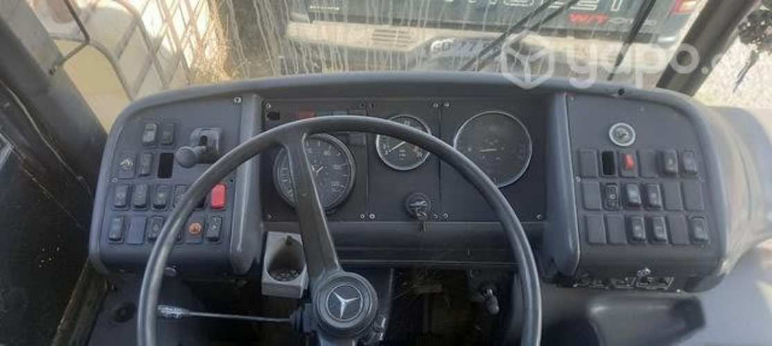 Bus mercedes benz 1318