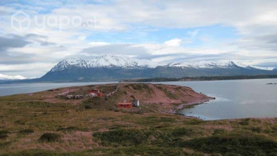 Se vende isla a 170 km punta arenas