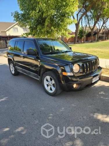 Vendo jeep patriot 2011 4x4. Full