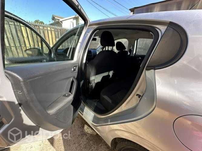 Peugeot  active