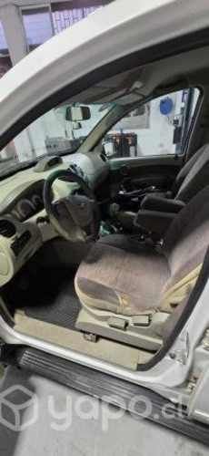 MAHINDRA GENIO 2014 2.2D 4x2