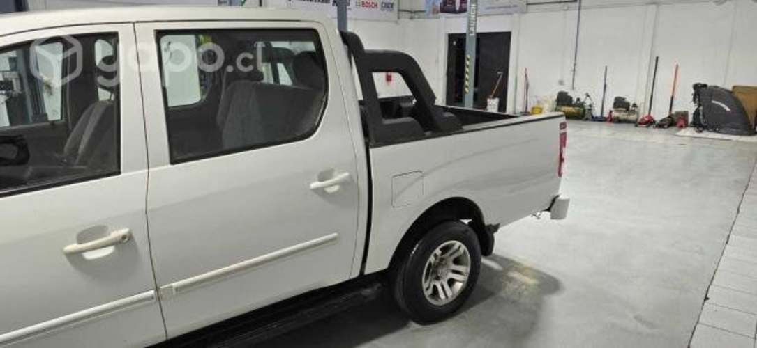 MAHINDRA GENIO 2014 2.2D 4x2