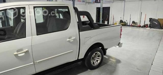 MAHINDRA GENIO 2014 2.2D 4x2