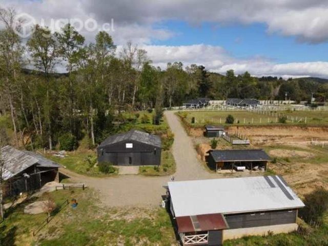 ARRIENDO  PARCELA DE 5000 METROS CON GALPON Y OTRAS INSTALACIONES