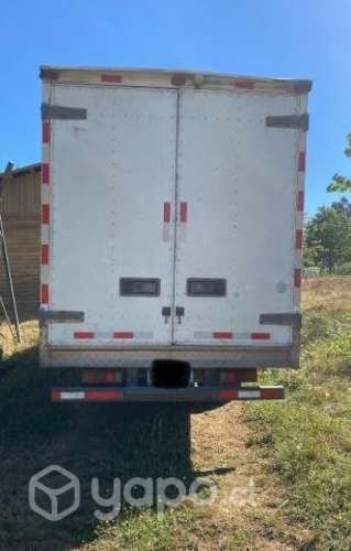 Mitsubishi Camter 2014