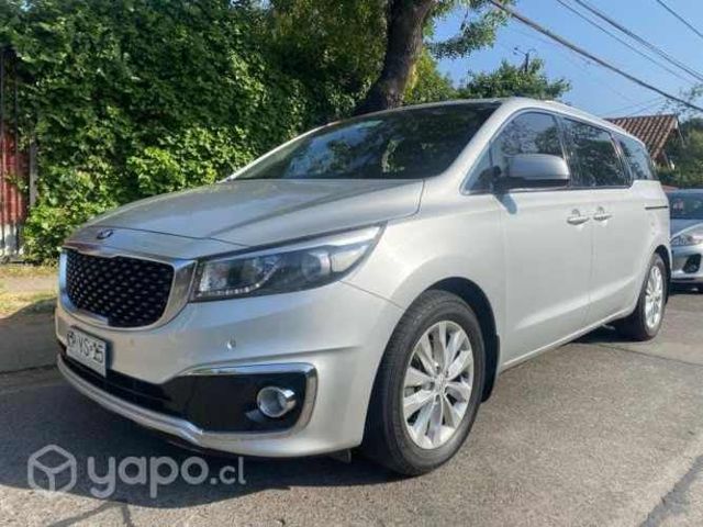 Kia grand carnival limited unico dueño 2019