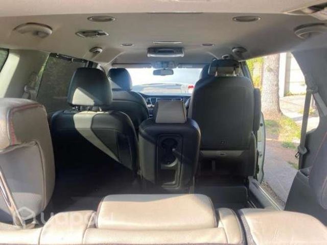 Kia grand carnival limited unico dueño 2019