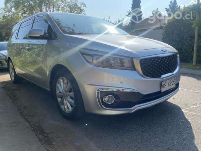 Kia grand carnival limited unico dueño 2019