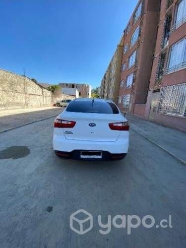 Se vende kia río 4 2015